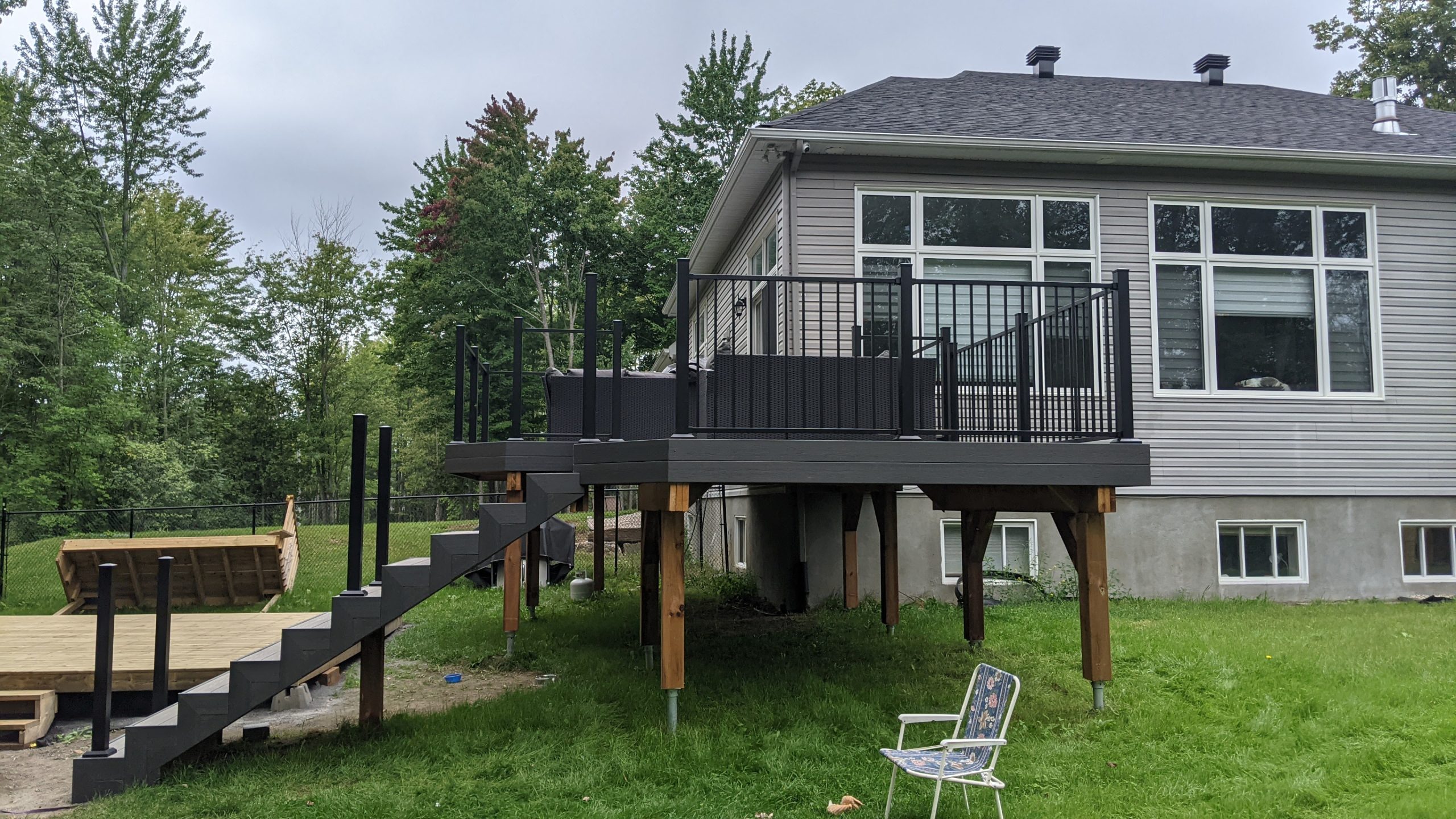 Earl Grey Composite Deck with Fortress Rail