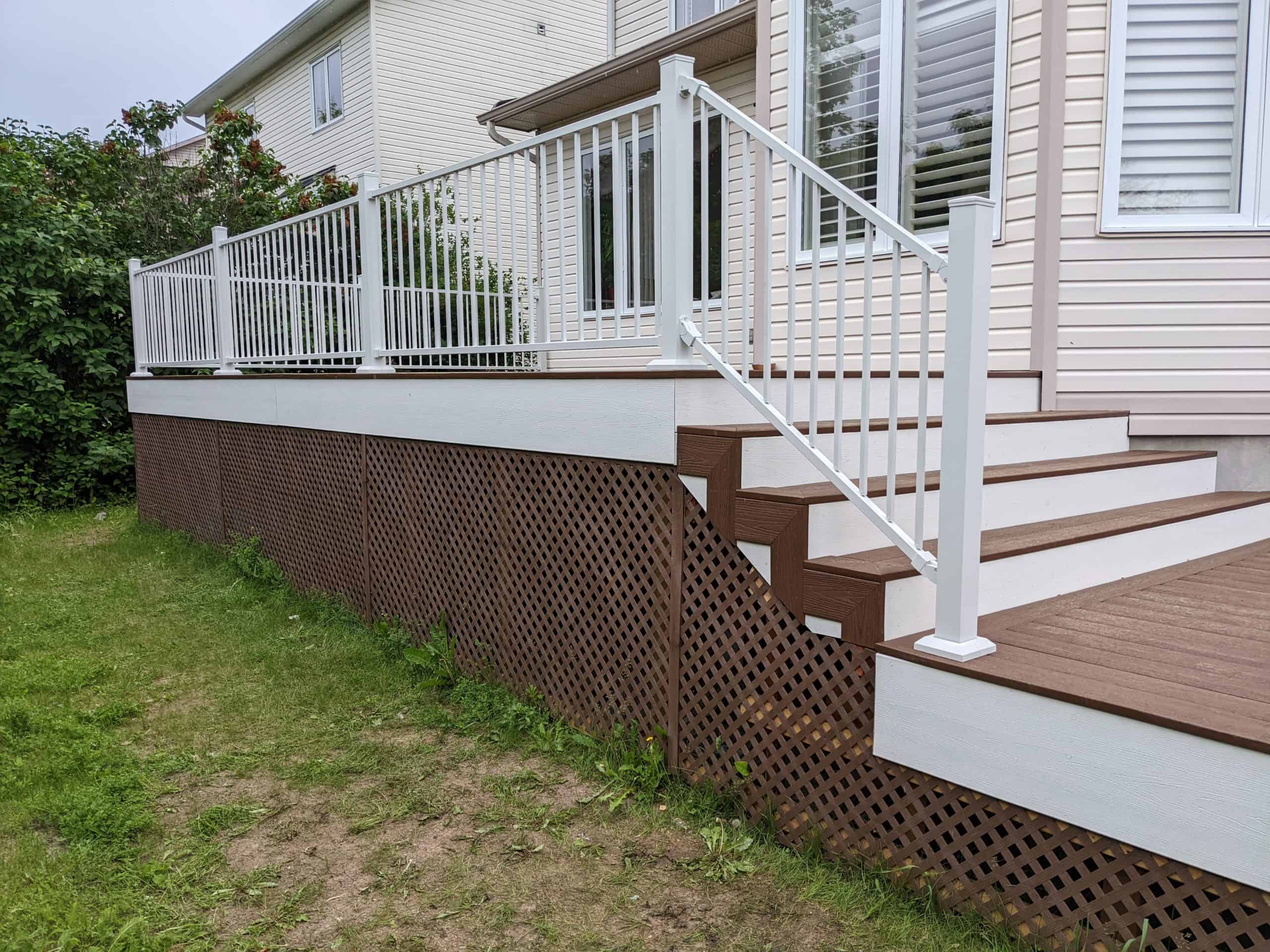 Fiberon Bungalow with White Rail by Ottawa Deck Builders