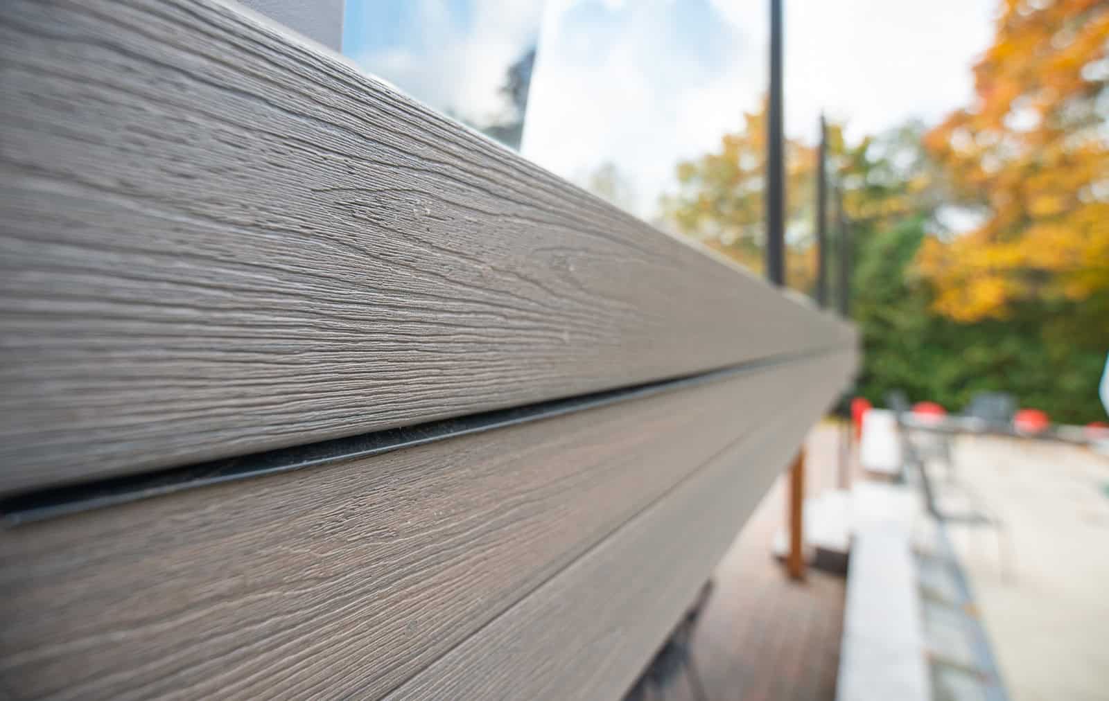 Deck Builders in Ottawa with attention to Details